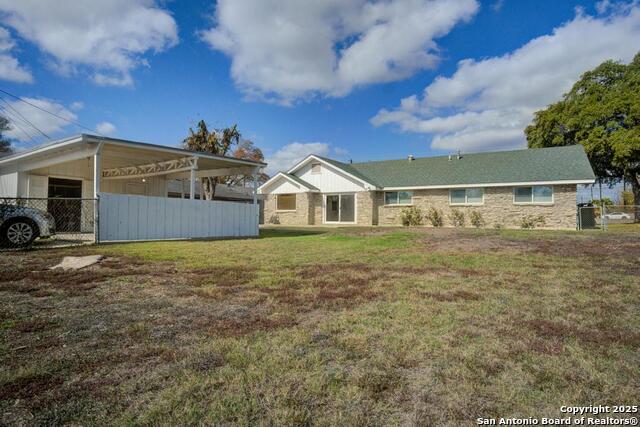 Image 31 of 36 For 150 Sprucewood