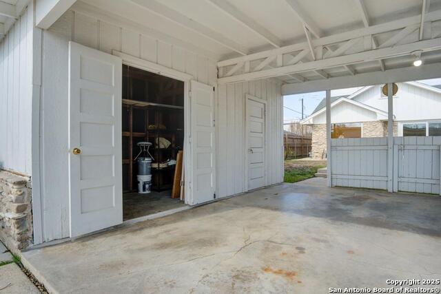 Image 34 of 36 For 150 Sprucewood