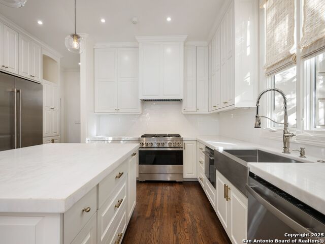 Image 21 of 60 For 160 Burr