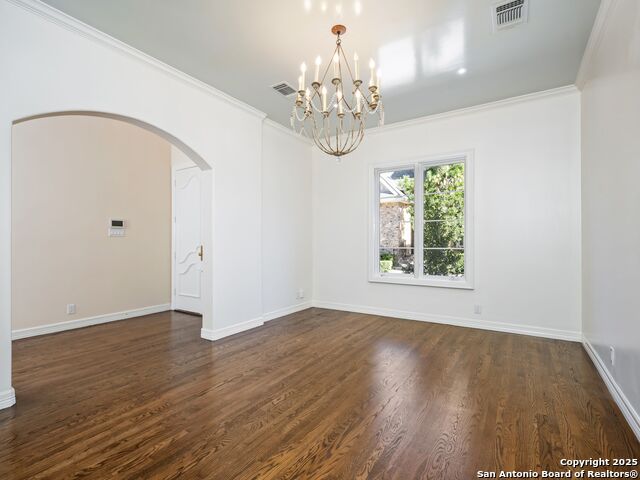 Image 8 of 60 For 160 Burr