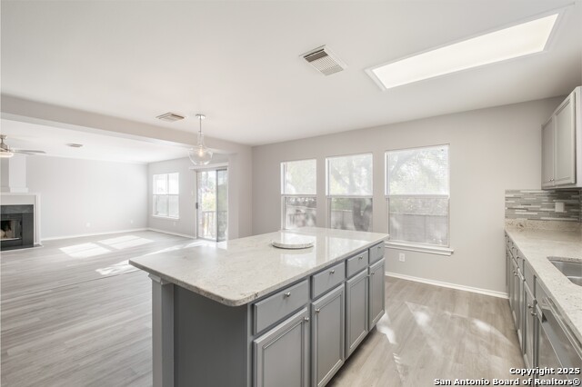 Listing photo id 12 for 7403 Legend Point Dr