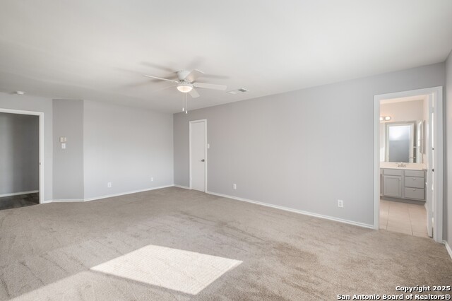 Listing photo id 18 for 7403 Legend Point Dr