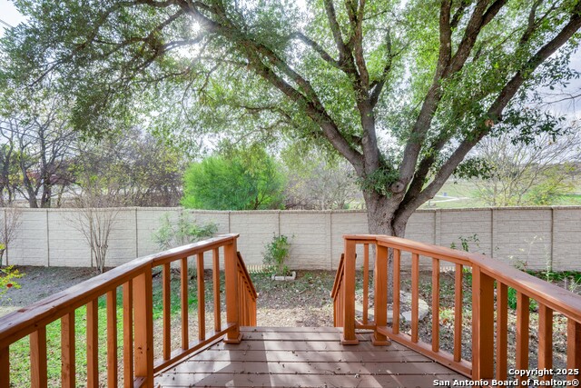 Listing photo id 31 for 7403 Legend Point Dr