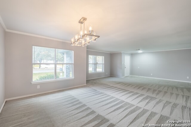 Listing photo id 3 for 7403 Legend Point Dr