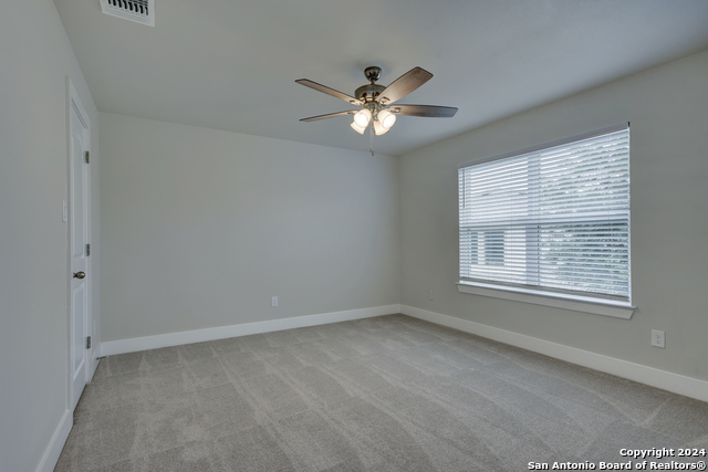 Image 25 of 35 For 11158 Vance Jackson  Unit 4