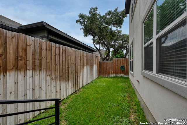 Image 35 of 35 For 11158 Vance Jackson  Unit 4