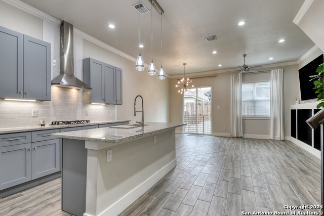 Image 5 of 35 For 11158 Vance Jackson  Unit 4