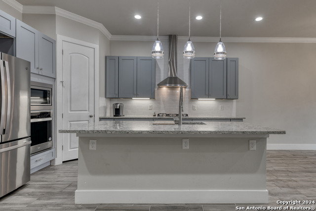 Image 6 of 35 For 11158 Vance Jackson  Unit 4