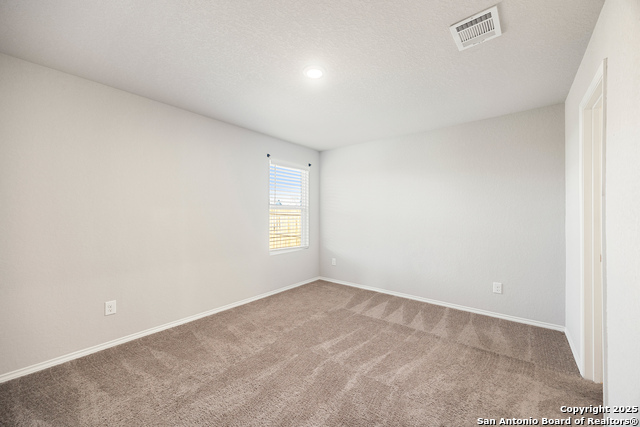 Image 15 of 41 For 4823 Republic