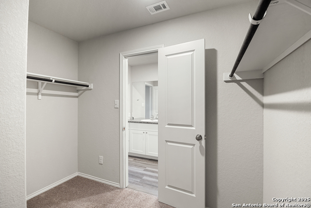 Image 19 of 41 For 4823 Republic