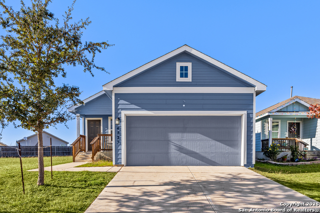 Image 2 of 41 For 4823 Republic