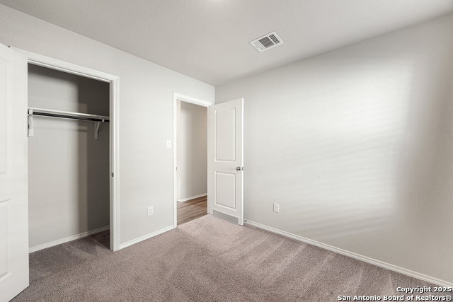 Image 28 of 41 For 4823 Republic