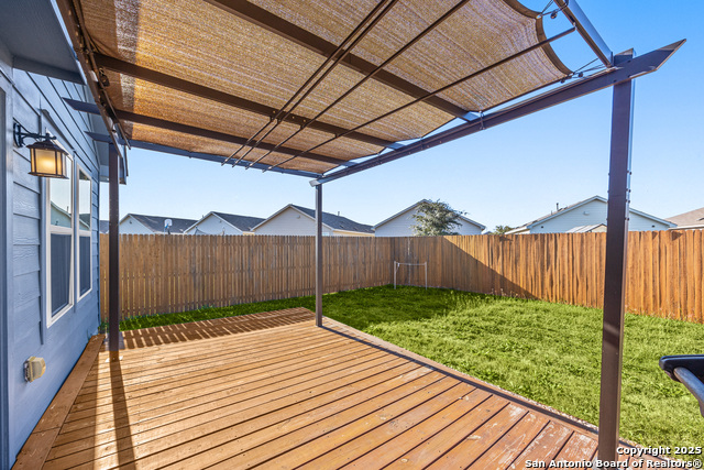 Image 40 of 41 For 4823 Republic