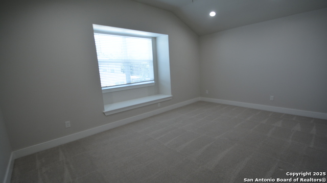 Image 18 of 21 For 11158 Vance Jackson Unit 4