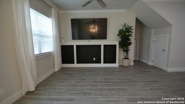 Image 8 of 21 For 11158 Vance Jackson Unit 4