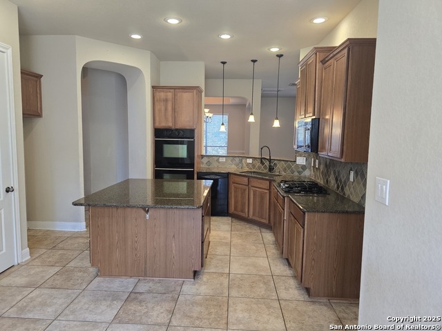 Image 14 of 24 For 206 Perch Mdw