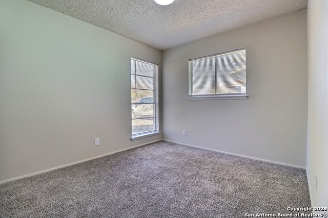 Image 11 of 12 For 304 Deborah Dr