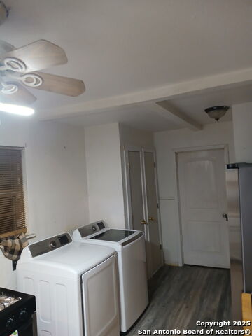 Image 4 of 6 For 257 Archimedes Dr