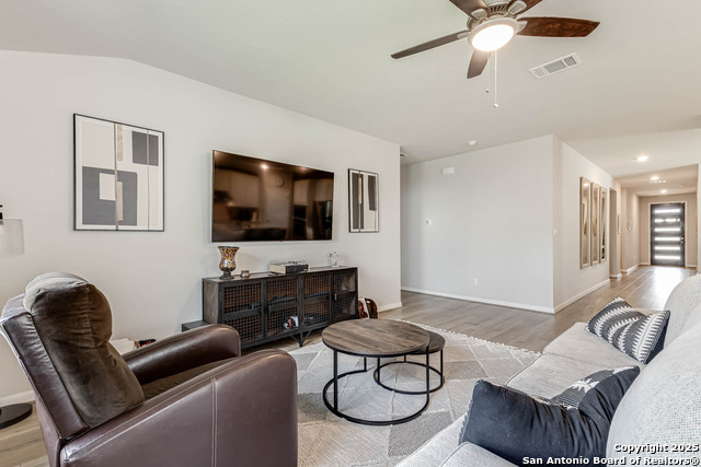 Image 17 of 31 For 3012 Toscana Way