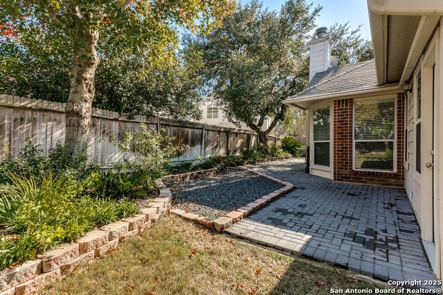 Image 27 of 28 For 20922 Encino Ash