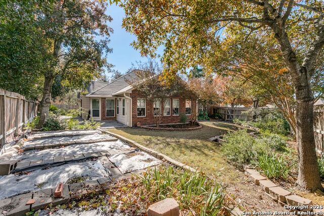 Image 28 of 28 For 20922 Encino Ash