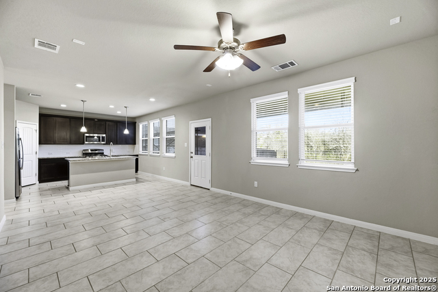 Image 11 of 35 For 1522 Stony Island