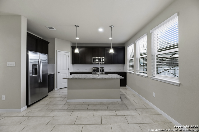 Image 12 of 35 For 1522 Stony Island