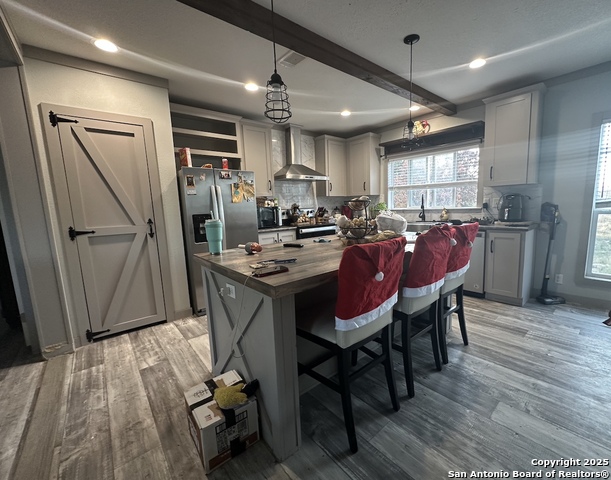 Listing photo id 3 for 140 County Road 7866