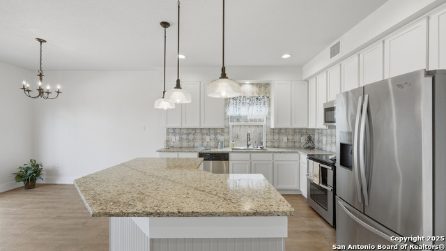 Image 10 of 39 For 223 Sapphire