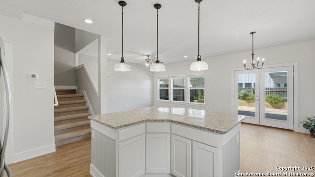 Image 11 of 39 For 223 Sapphire