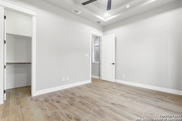 Image 24 of 29 For 1416 Green Meadow