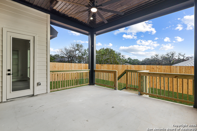 Image 25 of 29 For 1416 Green Meadow