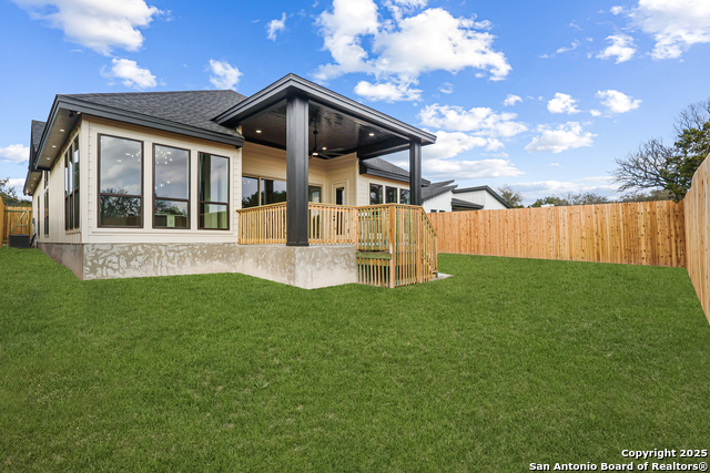 Image 26 of 29 For 1416 Green Meadow