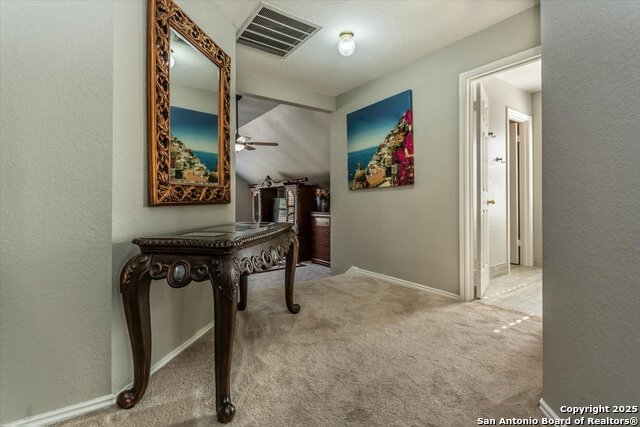 Listing photo id 13 for 19539 Crystal Oak