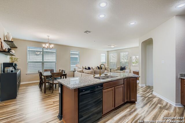 Listing photo id 5 for 9338 Vaquillas View