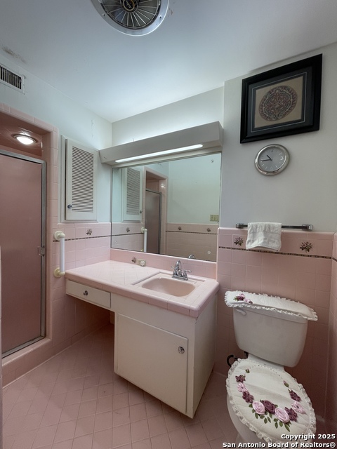 Image 7 of 24 For 8702 Charro Ln