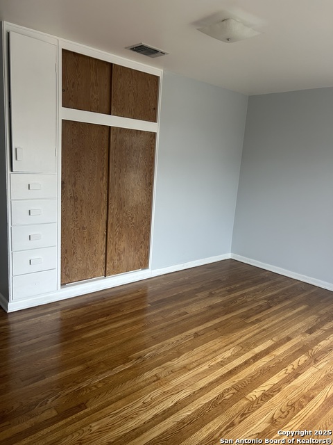 Image 11 of 13 For 215 Tansyl