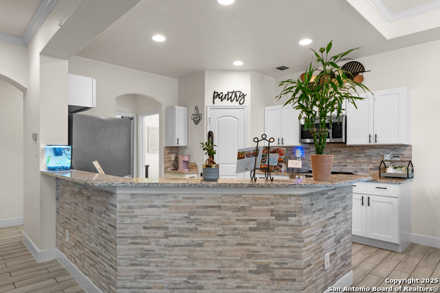 Image 15 of 40 For 225 Broken Star Trail