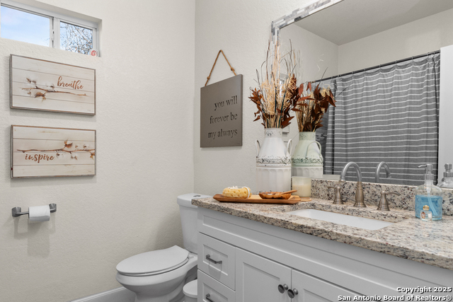 Image 23 of 40 For 225 Broken Star Trail