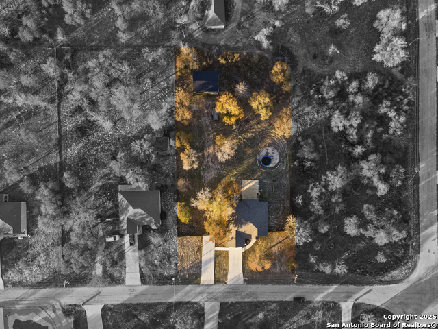 Image 36 of 40 For 225 Broken Star Trail