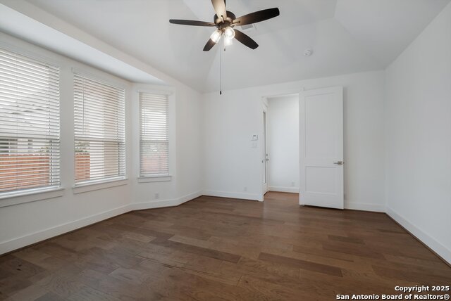 Image 14 of 27 For 1020 Easy Gruene