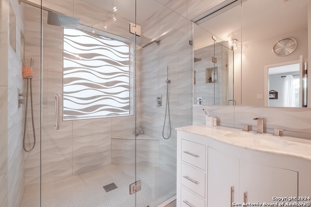 Image 15 of 25 For 20803 Cliff Park