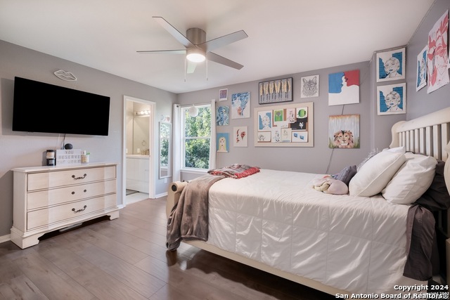 Image 18 of 25 For 20803 Cliff Park