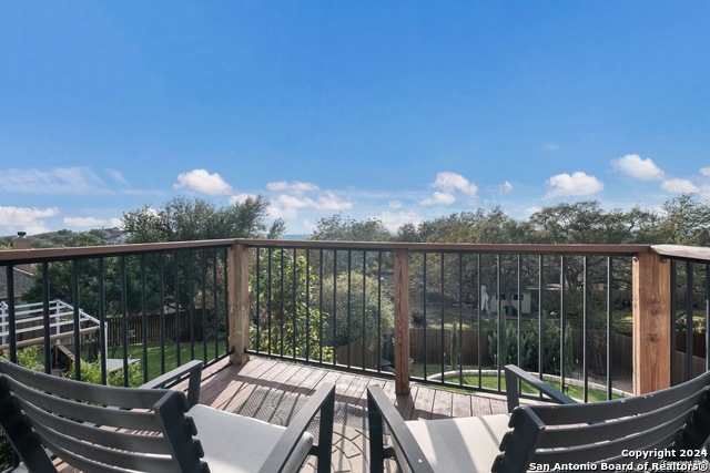 Image 23 of 25 For 20803 Cliff Park