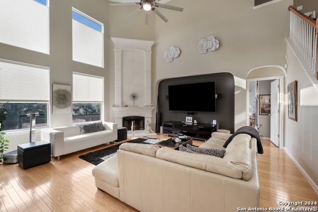 Image 9 of 25 For 20803 Cliff Park