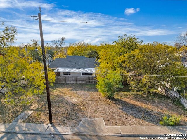 Details for 815 Pine St S, San Antonio, TX 78210