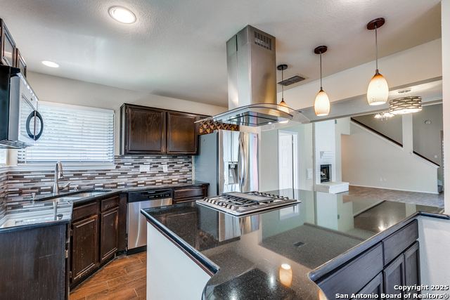 Image 5 of 12 For 7538 Tantivity