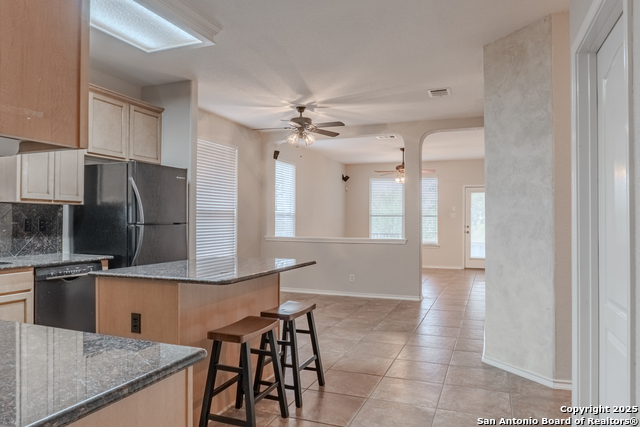 Listing photo id 5 for 2605 War Admiral