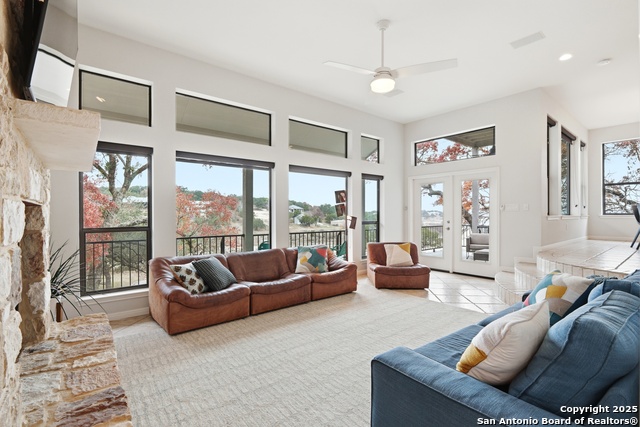 Image 29 of 54 For 151 Village  