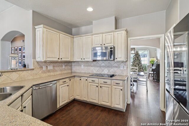 Image 19 of 79 For 407 Mesa Cyn